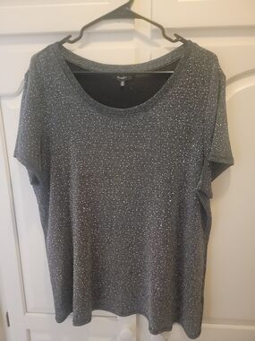 Studio Y Sparkle Short Sleeve Top - Charcoal
